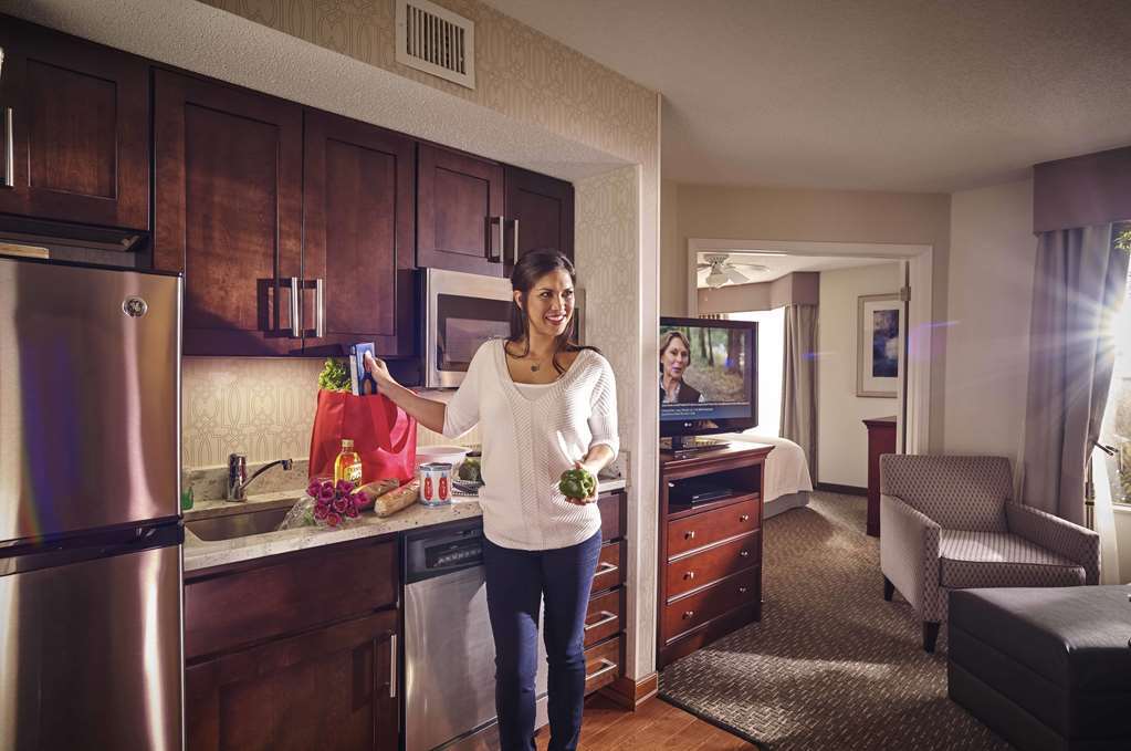 Homewood Suites By Hilton Athens Downtown University Area Room photo